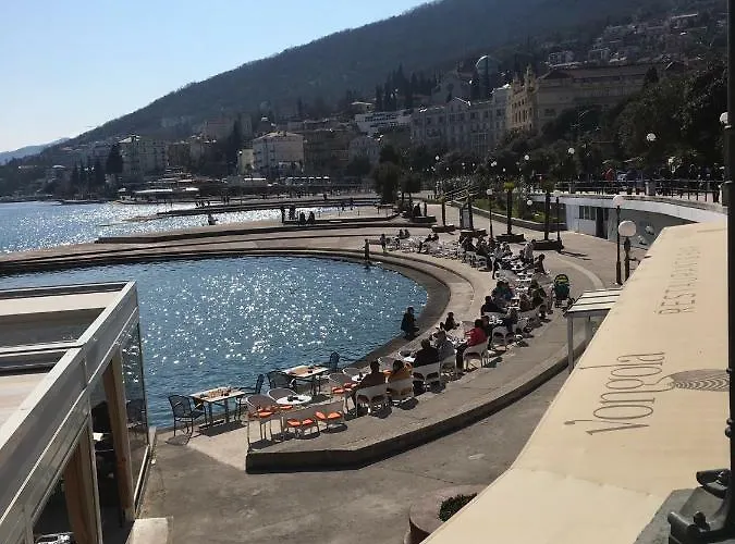 Andreja, Center Apartament Opatija