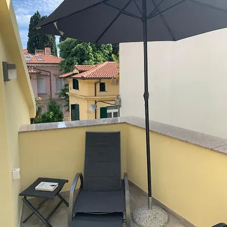 Andreja, Center أوباتيا