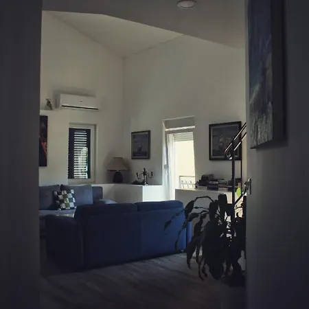 Andreja, Center شقة