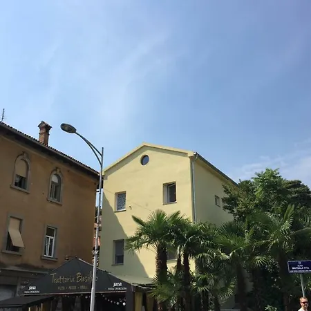 Andreja, Center شقة أوباتيا