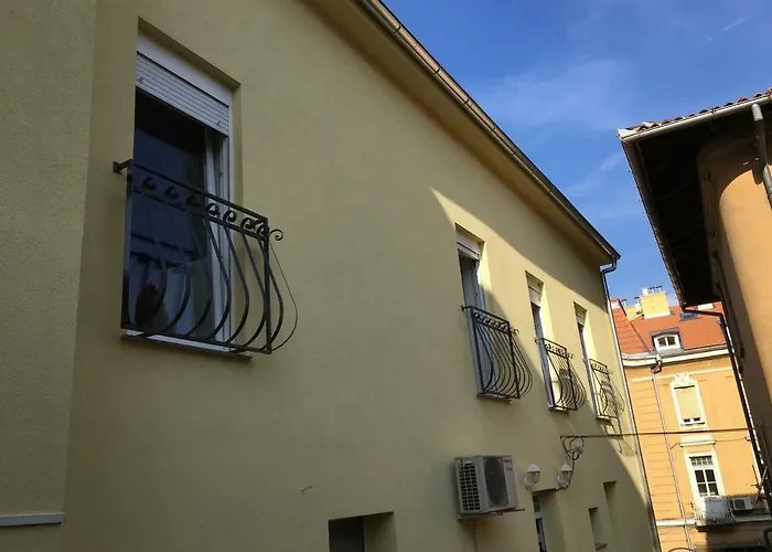 Andreja, Center شقة أوباتيا